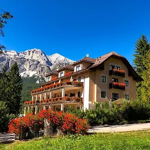 Boutique Blu Hotel