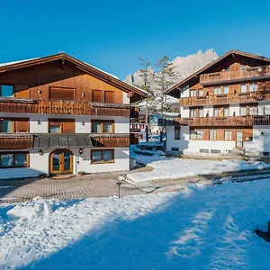 Capannina Cortina dʼAmpezzo